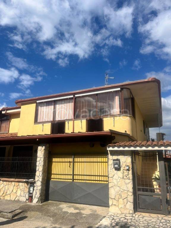 appartamento in vendita a Sessa Aurunca in zona Piedimonte