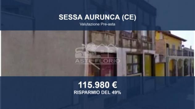 negozio in vendita a Sessa Aurunca in zona San Castrese