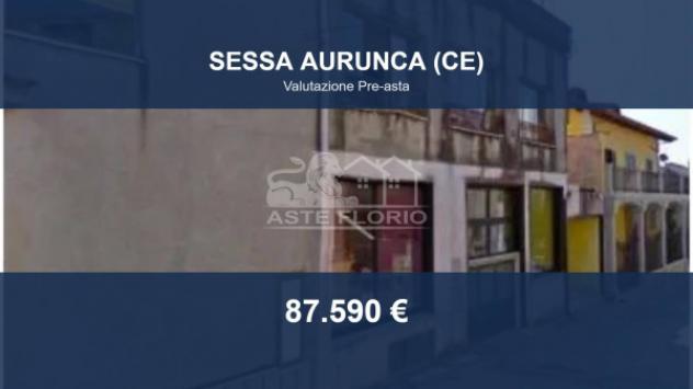 casa indipendente in vendita a Sessa Aurunca in zona San Castrese