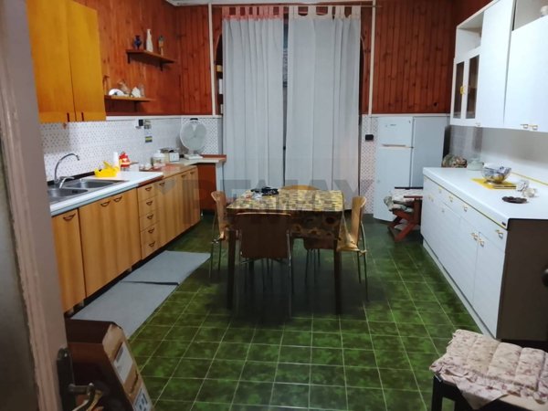 casa indipendente in vendita a Sessa Aurunca in zona Carano