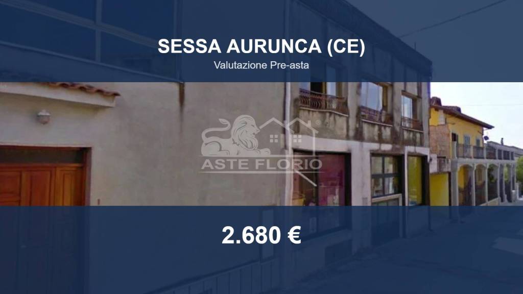 locale commerciale in vendita a Sessa Aurunca in zona San Castrese