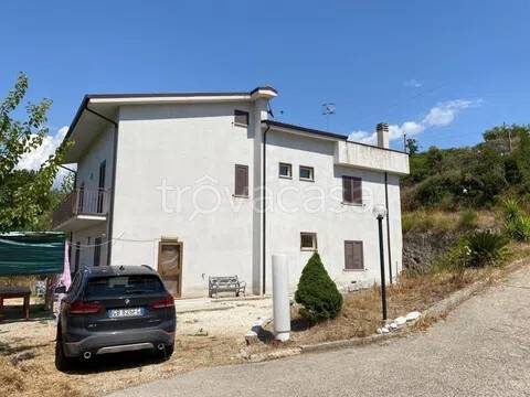 casa indipendente in vendita a Sessa Aurunca in zona Cupa