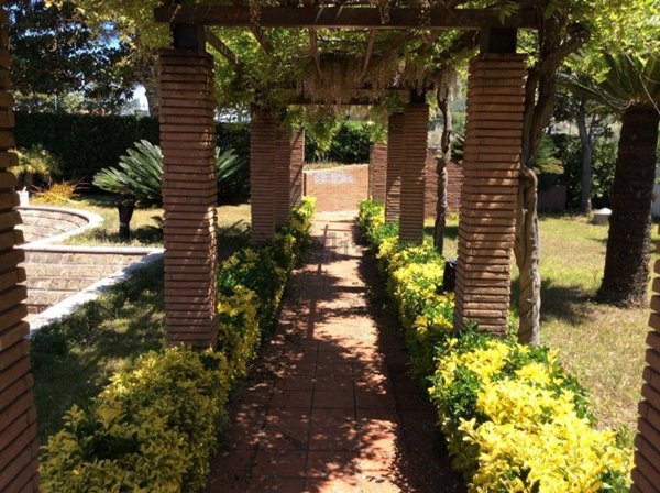 casa indipendente in vendita a Sessa Aurunca