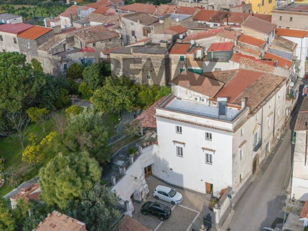 casa indipendente in vendita a Sessa Aurunca in zona San Castrese