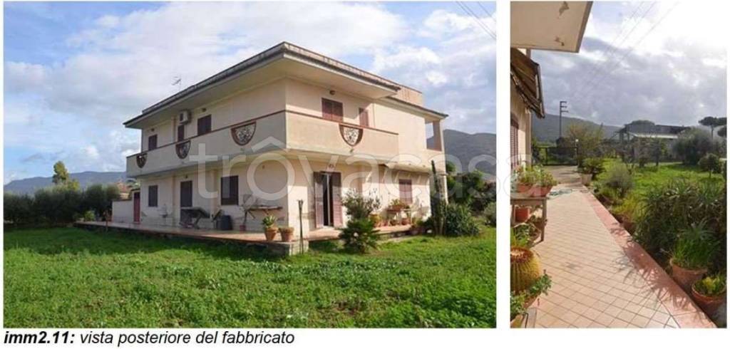 casa indipendente in vendita a Sessa Aurunca