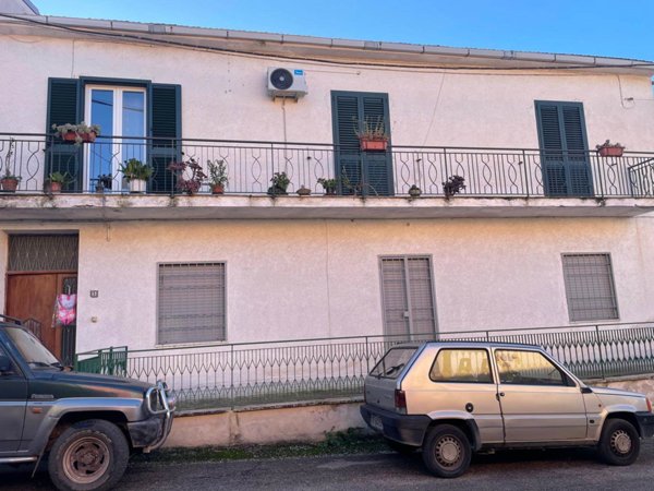 appartamento in vendita a Sessa Aurunca in zona Piedimonte