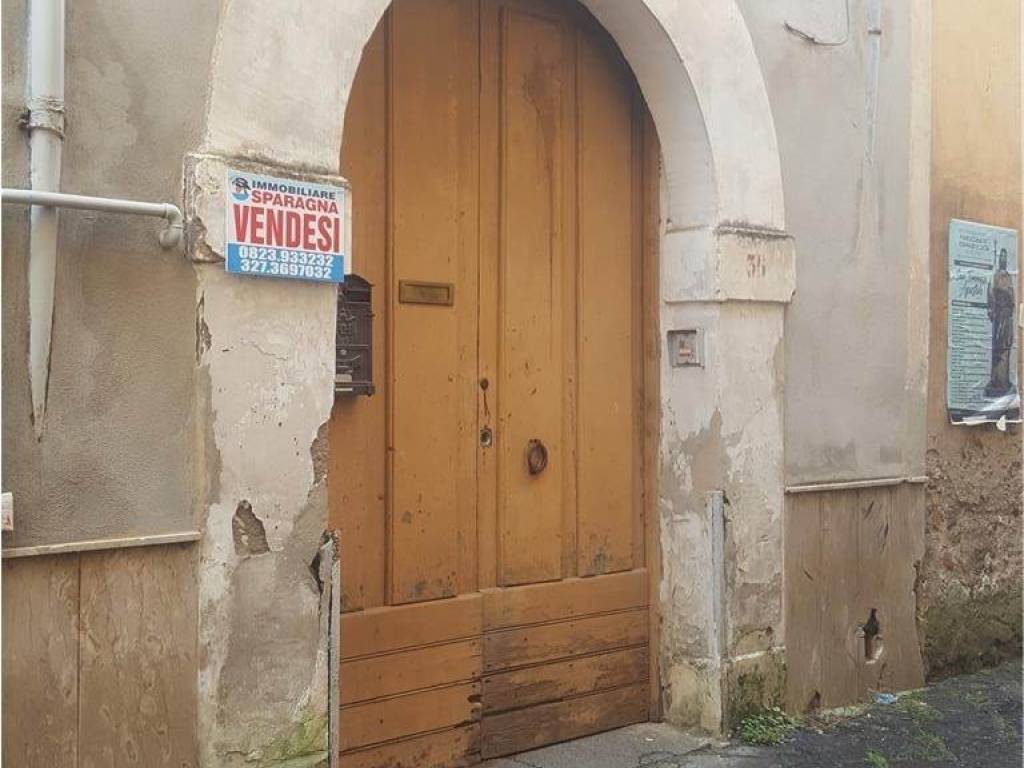 casa indipendente in vendita a Sessa Aurunca