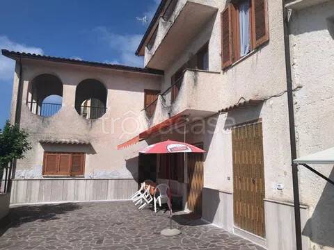 appartamento in vendita a Sessa Aurunca in zona Valogno