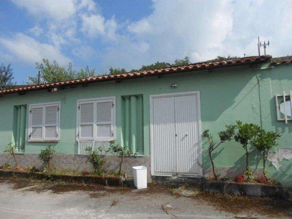 casa indipendente in vendita a Sessa Aurunca