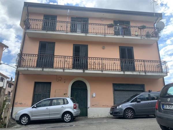 appartamento in vendita a Sessa Aurunca in zona Tuoro