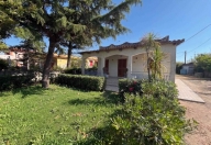 casa indipendente in vendita a Sessa Aurunca in zona Piedimonte