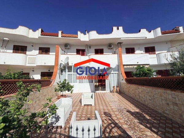 casa indipendente in vendita a Sessa Aurunca