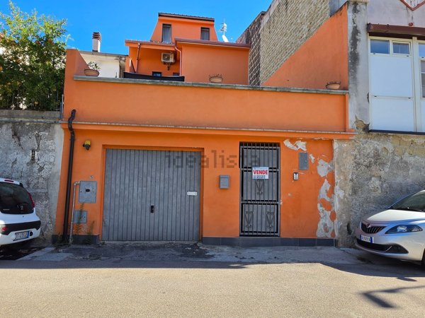 casa indipendente in vendita a Sessa Aurunca in zona Carano