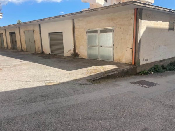 box auto in vendita a Sessa Aurunca