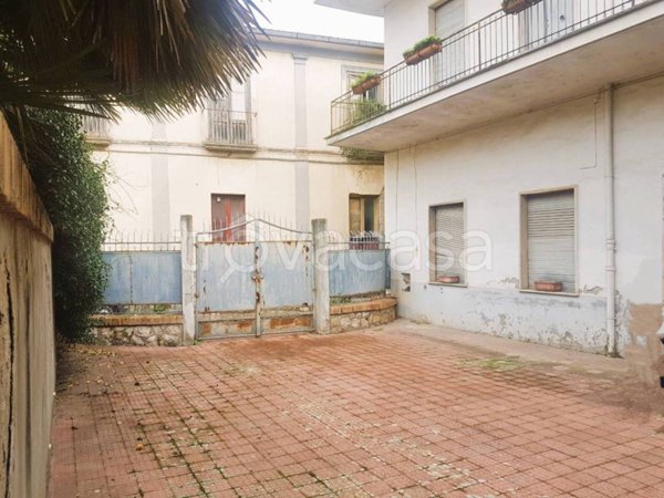 casa indipendente in vendita a Sparanise