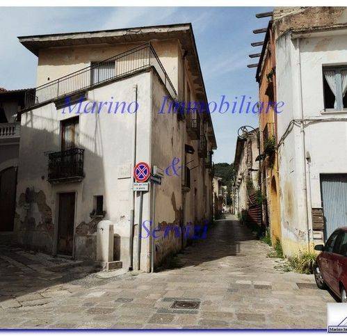 casa indipendente in vendita a Sparanise