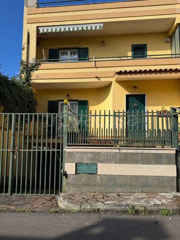 casa indipendente in vendita a Sparanise