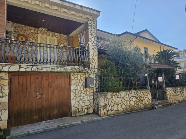 appartamento in vendita a Sparanise