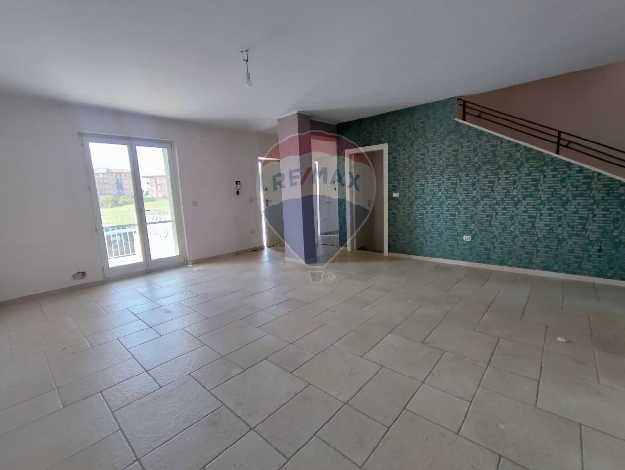 casa indipendente in vendita a Sparanise