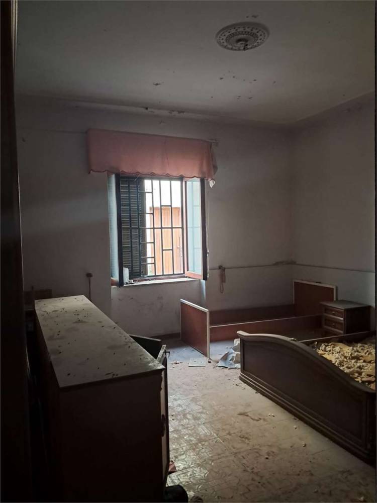 intera palazzina in vendita a Sparanise