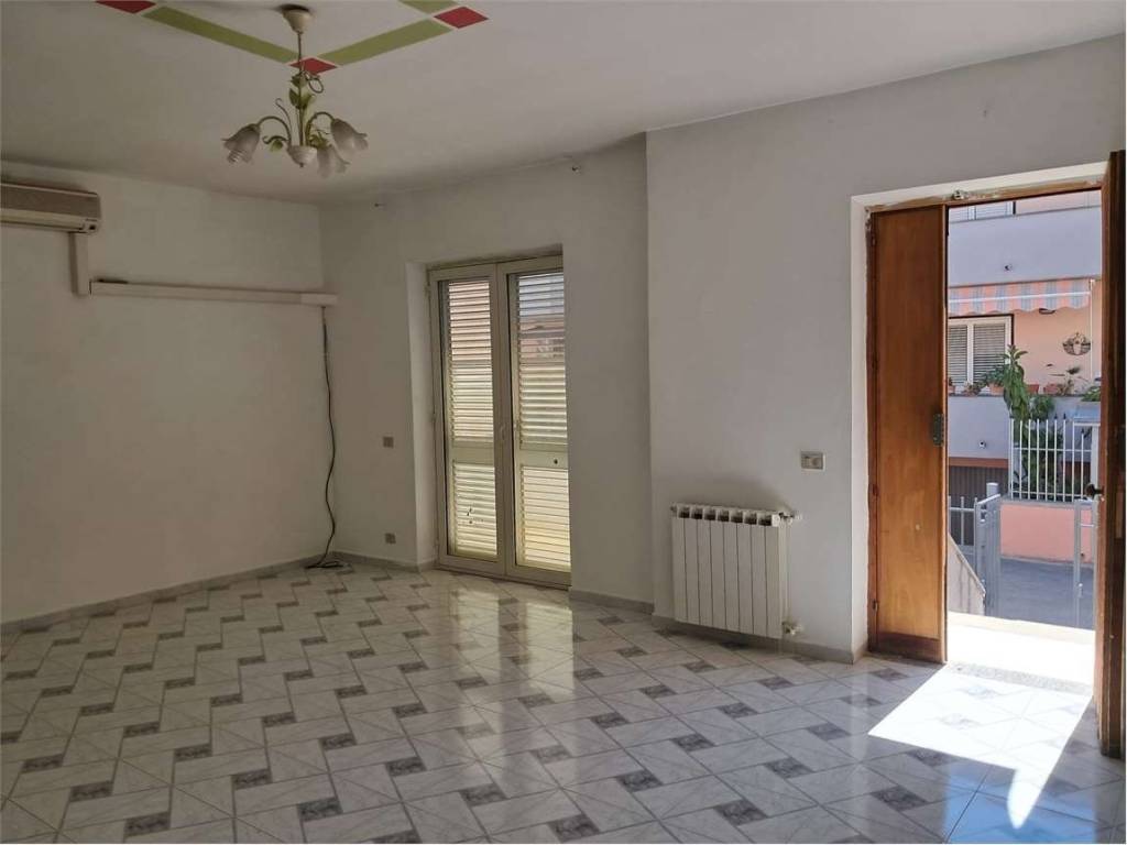 casa indipendente in vendita a Sparanise