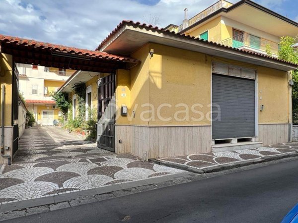 casa indipendente in vendita a Succivo