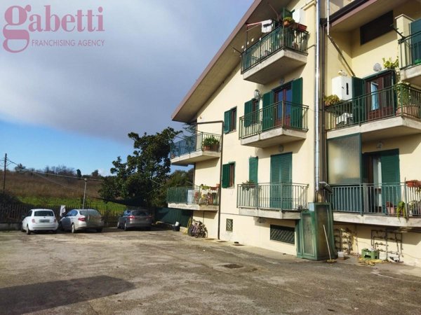 appartamento in vendita a Teano in zona Borgonuovo