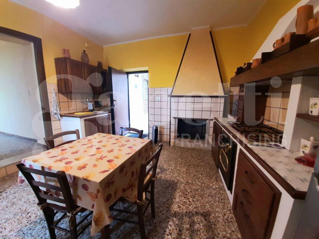 appartamento in vendita a Teano