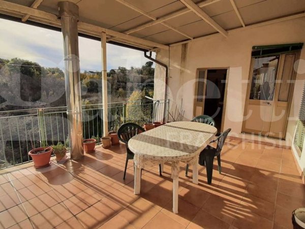 casa indipendente in vendita a Teano in zona Casale