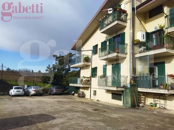 appartamento in vendita a Teano in zona Borgonuovo