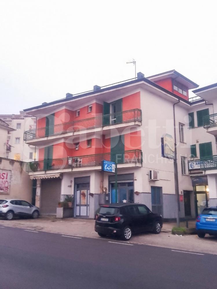 trivano in vendita a Teano