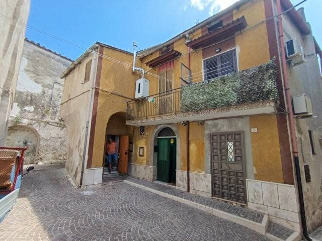 appartamento in vendita a Teano