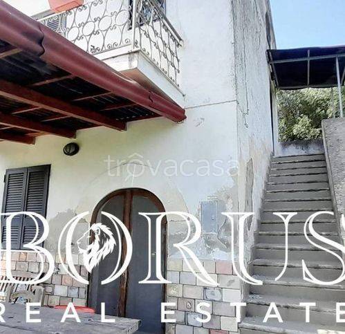 casa semindipendente in vendita a Teano in zona San Giuliano