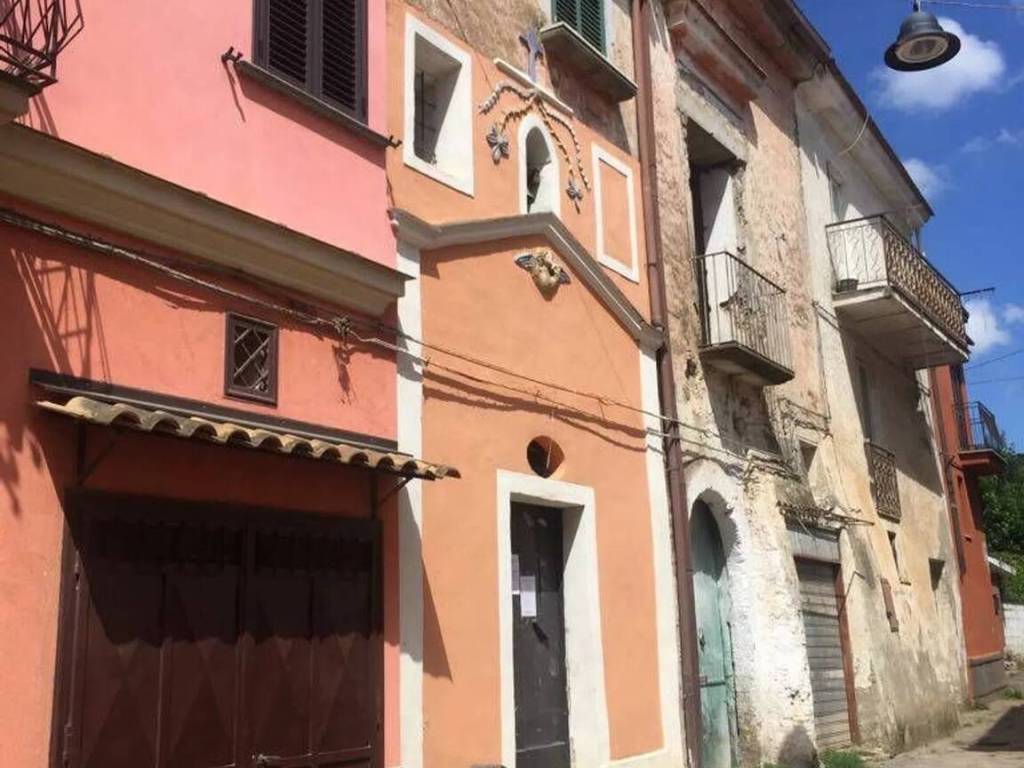 appartamento in vendita a Teano in zona Cappelle