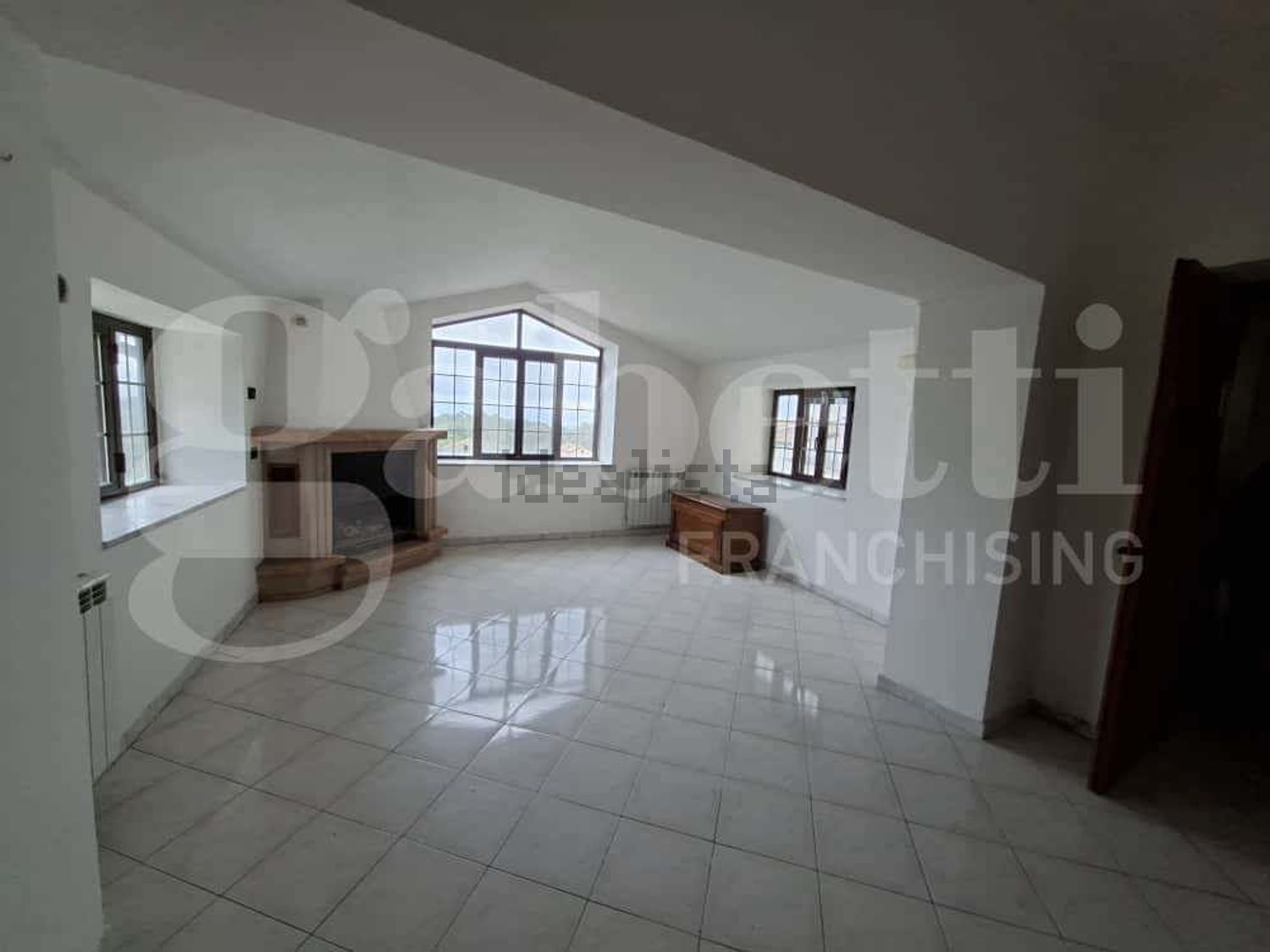 casa semindipendente in vendita a Teano in zona Carbonara