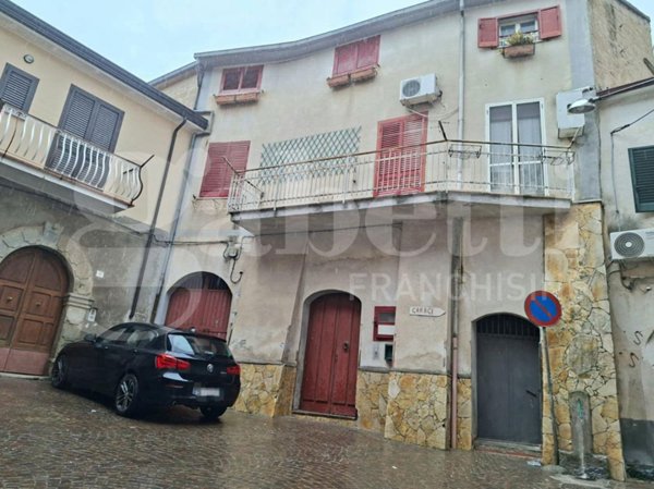 casa indipendente in vendita a Teano in zona Versano