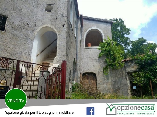 appartamento in vendita a Teano in zona Casale