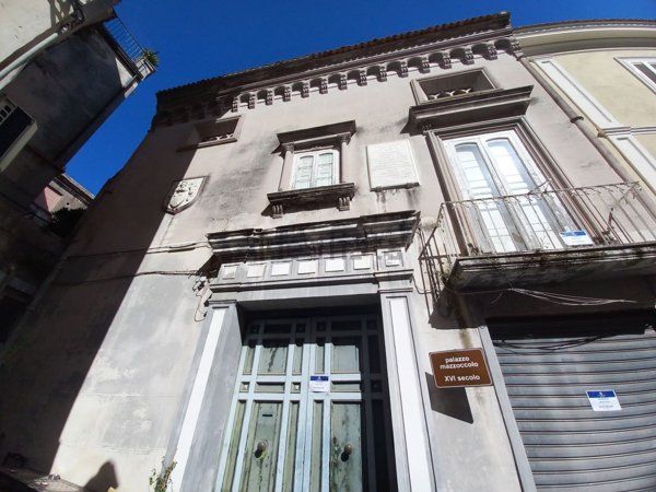 casa indipendente in vendita a Teano