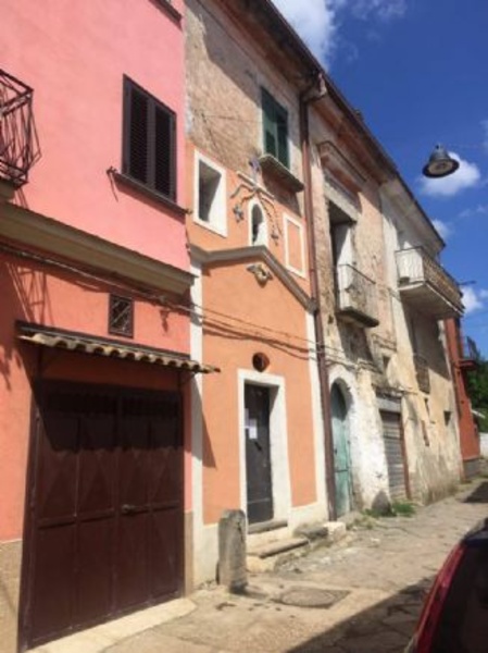 appartamento in vendita a Teano in zona Cappelle