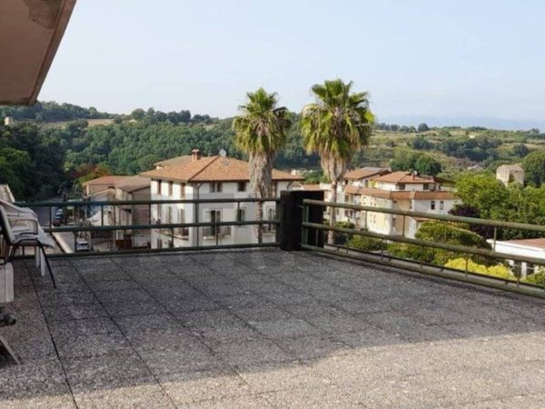 appartamento in vendita a Teano in zona Teano Scalo