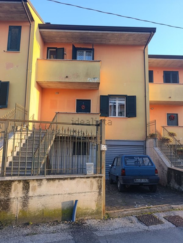 casa indipendente in vendita a Teano in zona Teano Scalo
