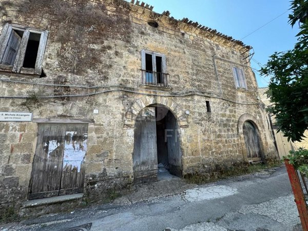 casale in vendita a Teano in zona Cappelle