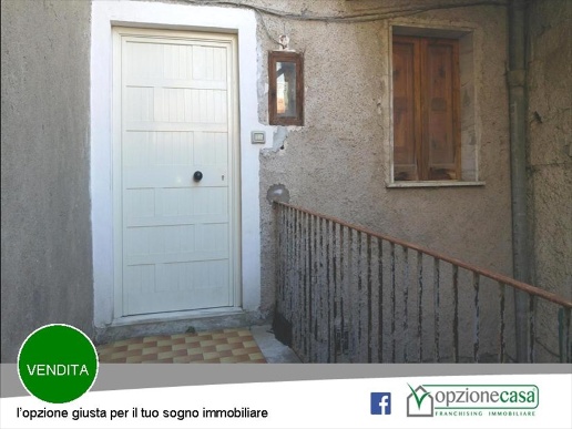 casa indipendente in vendita a Teano