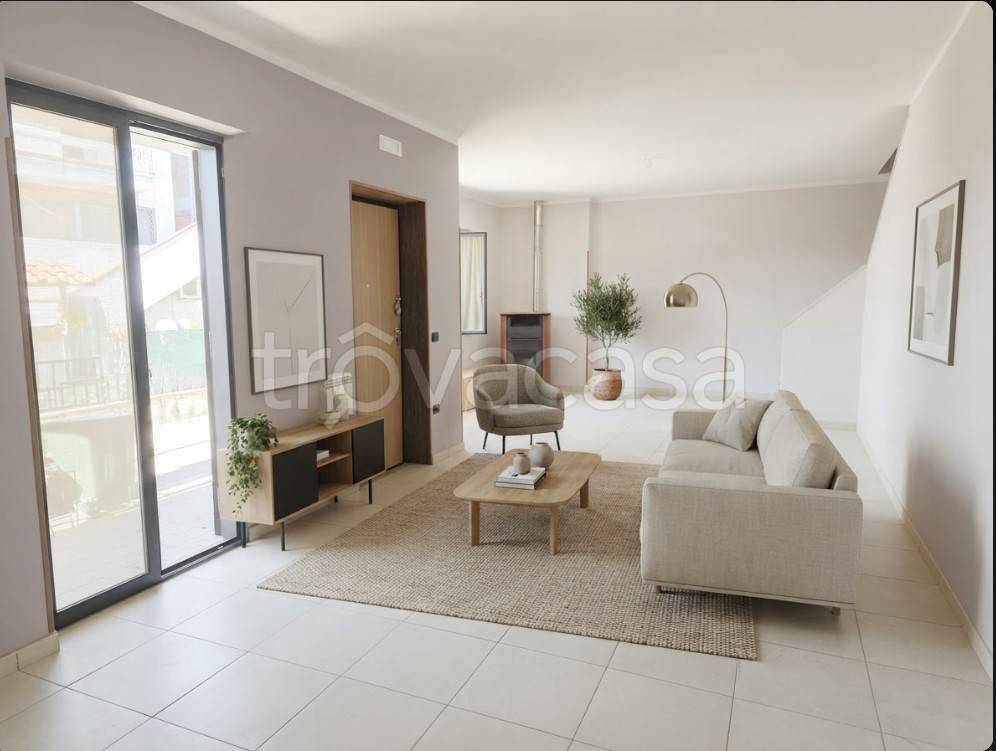 casa indipendente in vendita a Teano