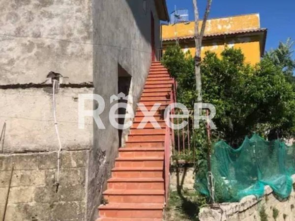 casa indipendente in vendita a Teano in zona Fontanelle