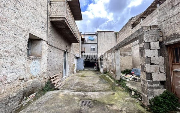 casa indipendente in vendita a Teverola