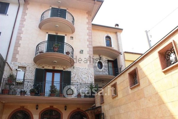 casa indipendente in vendita a Teverola