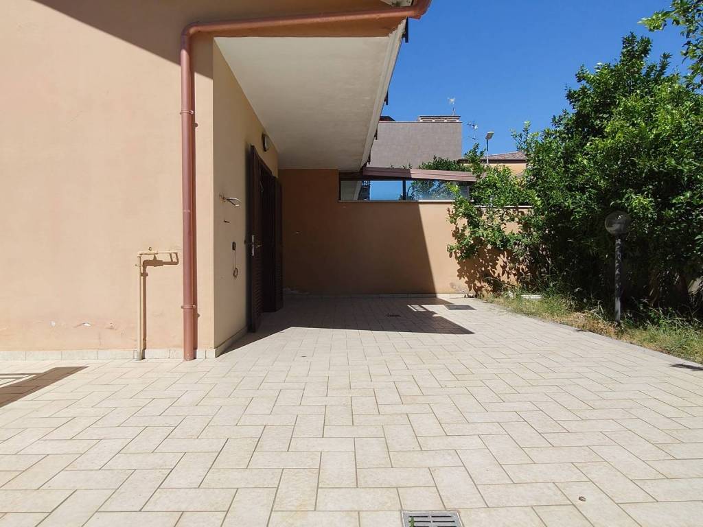 casa indipendente in vendita a Teverola