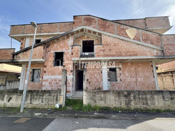 casa indipendente in vendita a Teverola