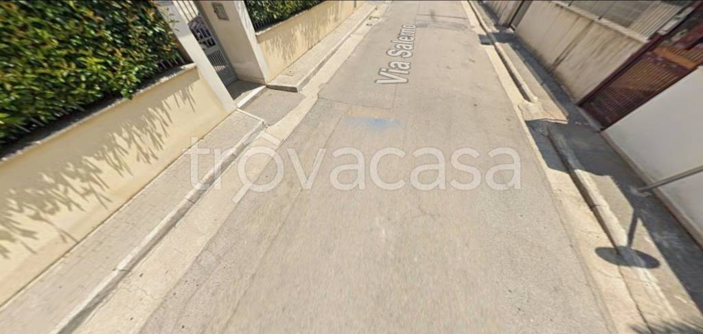 intera palazzina in vendita a Teverola